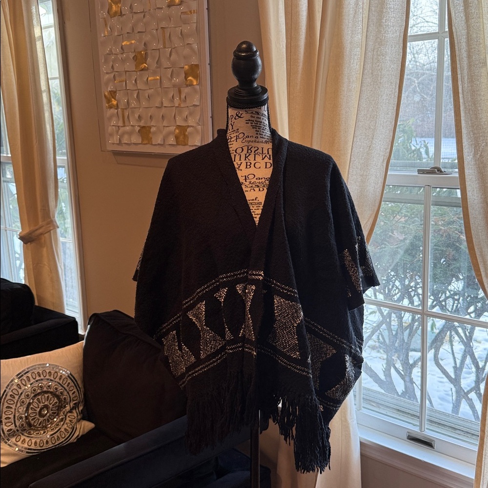 Ulla Johnson poncho